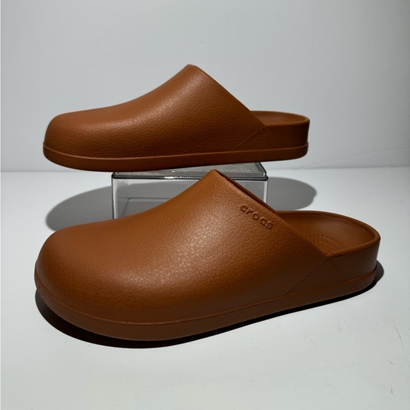CROCS Dylan Clogs Slip On Slides Size Men’s 9 Women’s 11 Brown Shoes Sandals - Picture 3 of 9